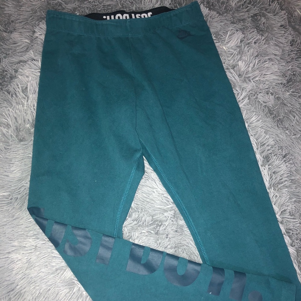 Nike leggings